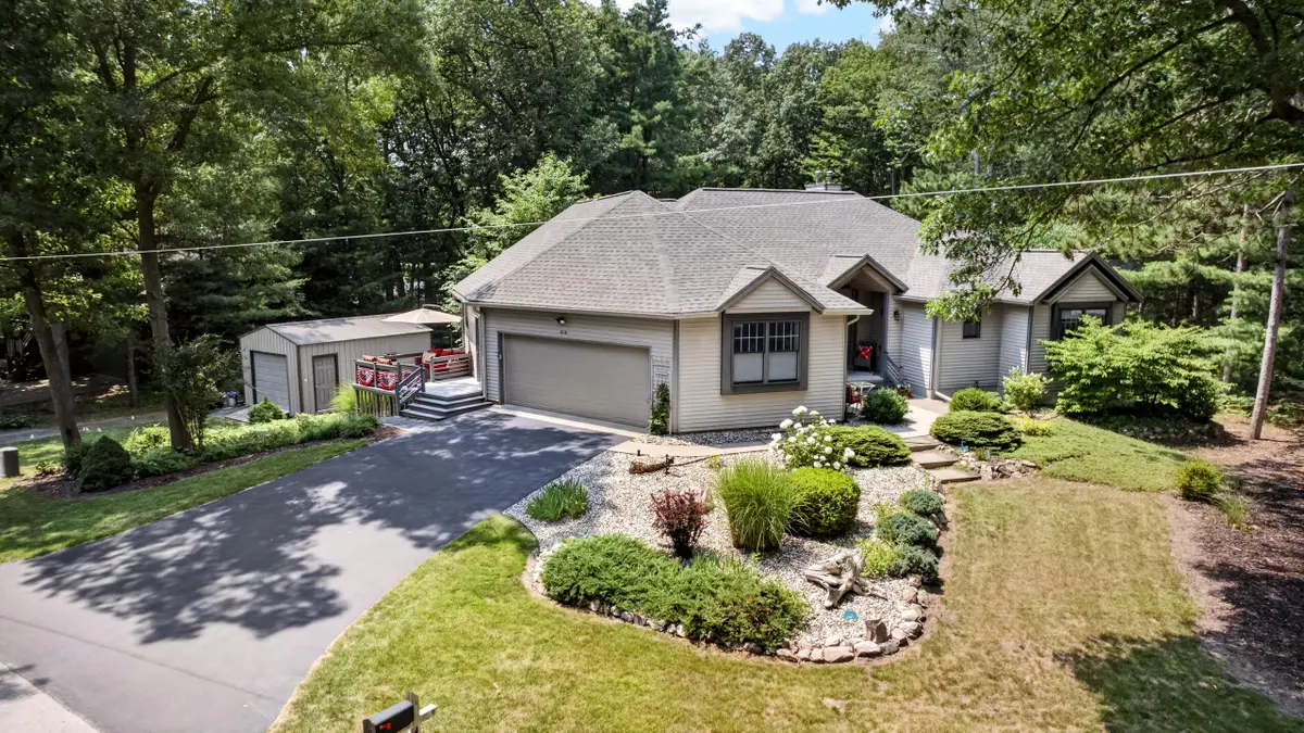 416 N Rush Street, Pentwater, MI 49449 - #1