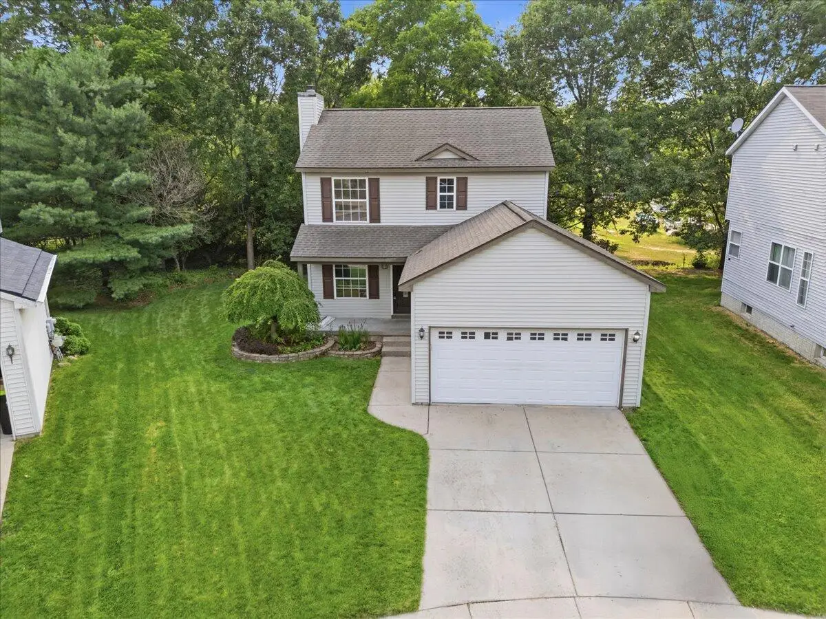 608 Heritage Circle, Fenton, MI 48430 - #1