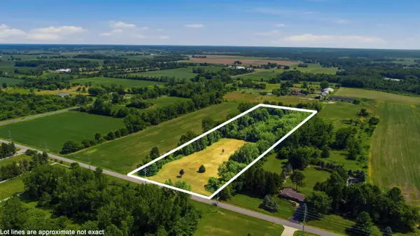 1876 W Rockey Weed Road, Stevensville, MI 49127