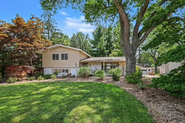 1846 Eastbrook Street Se, Grand Rapids, MI 49508