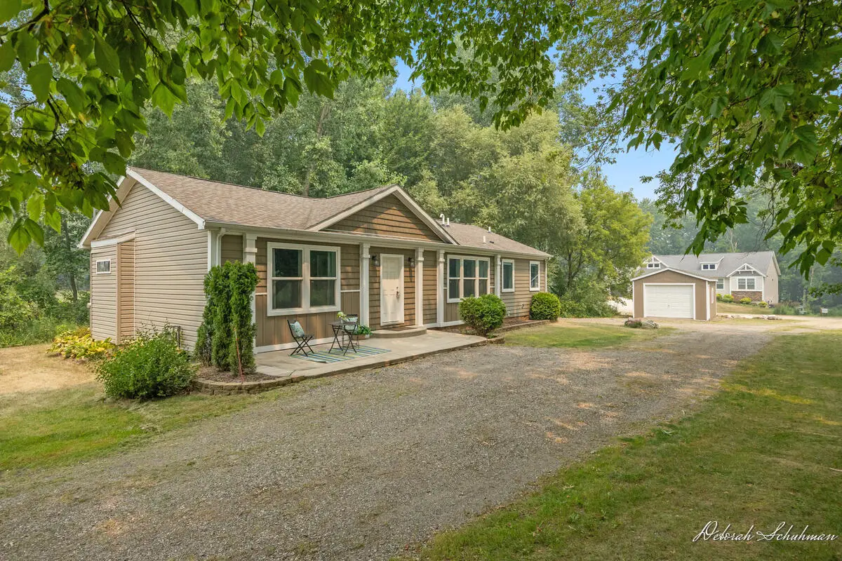 9686 10 Mile Road Ne, Rockford, MI 49341 - #1