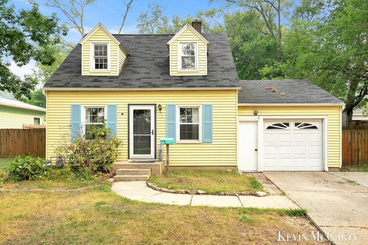 1713 Boston Street Se, Grand Rapids, MI 49506 - #1