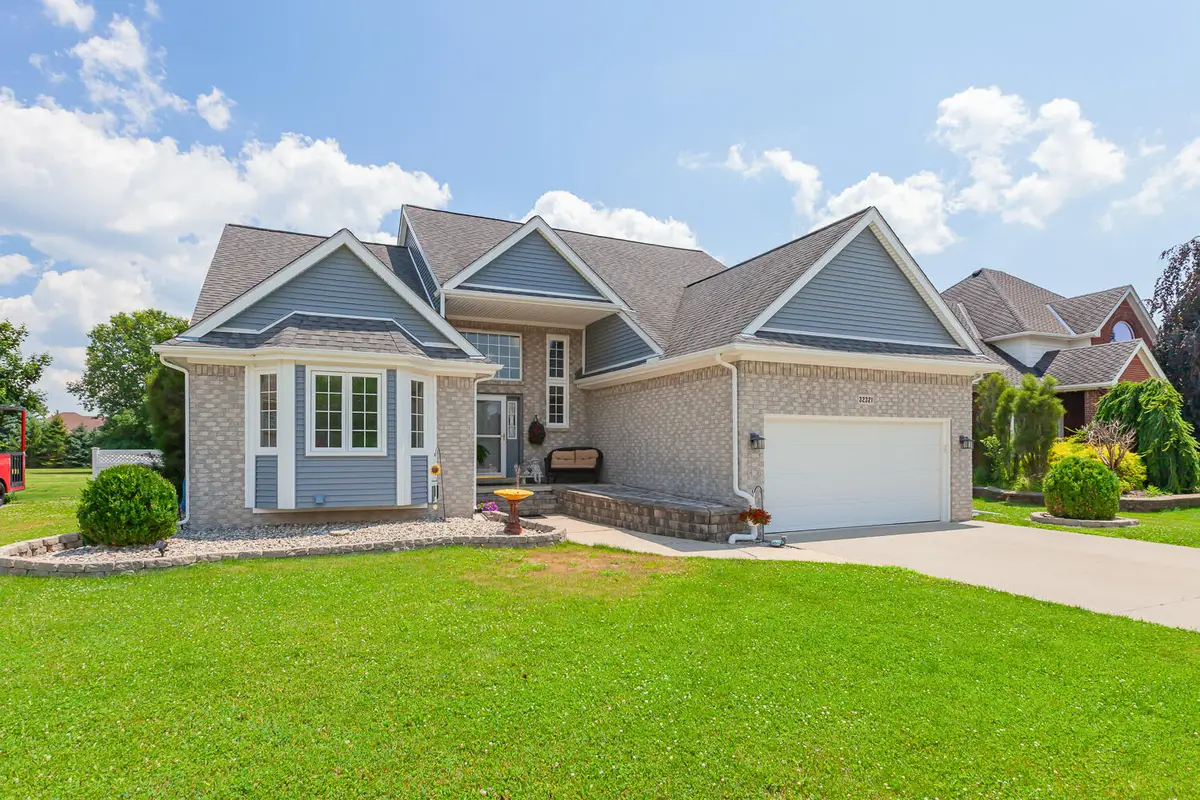 32321 Liparoto Drive, Rockwood, MI 48173 - #1