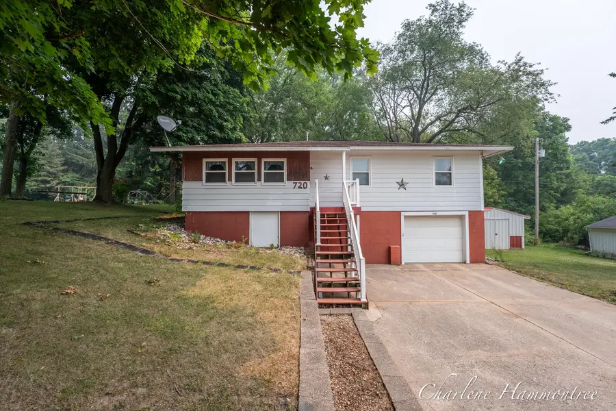 720 N King Street, Ionia, MI 48846 - #2