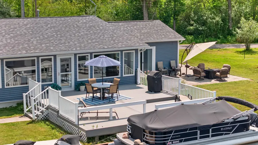 512 Cedar Street, Brooklyn, MI 49230 - #3