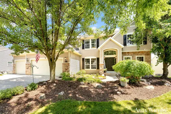 974 Dogwood Meadows Drive Se, Ada, MI 49301