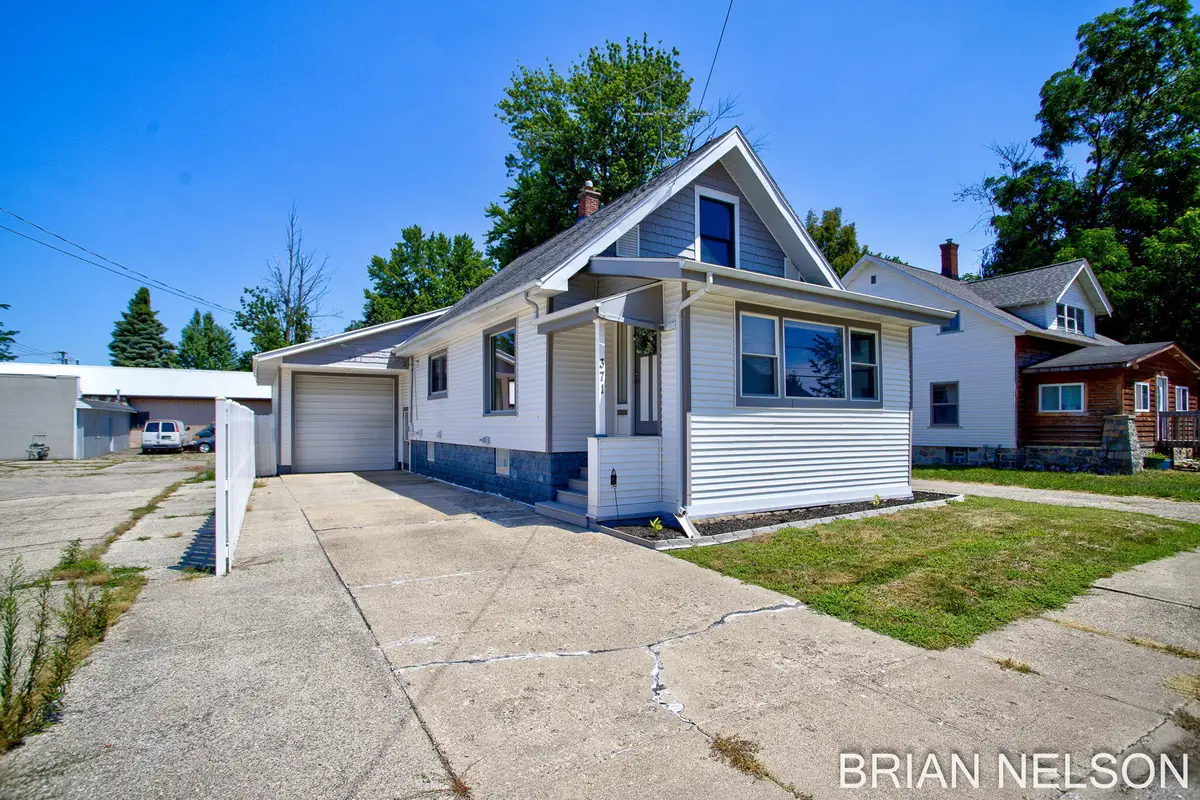 371 Lincoln Street, Coopersville, MI 49404 - #1