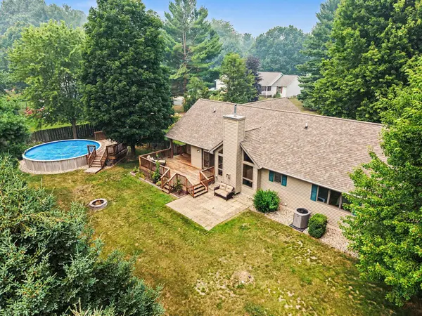 68340 Riverview Drive, South Haven, MI 49090