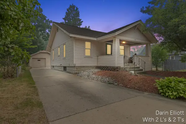 910 W Lincoln Avenue, Ionia, MI 48846