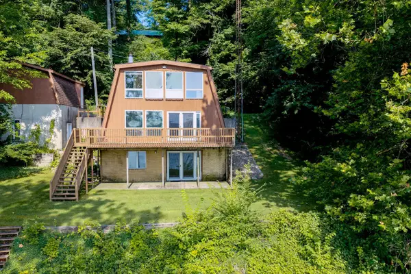 65491 North Drive, Cassopolis, MI 49031