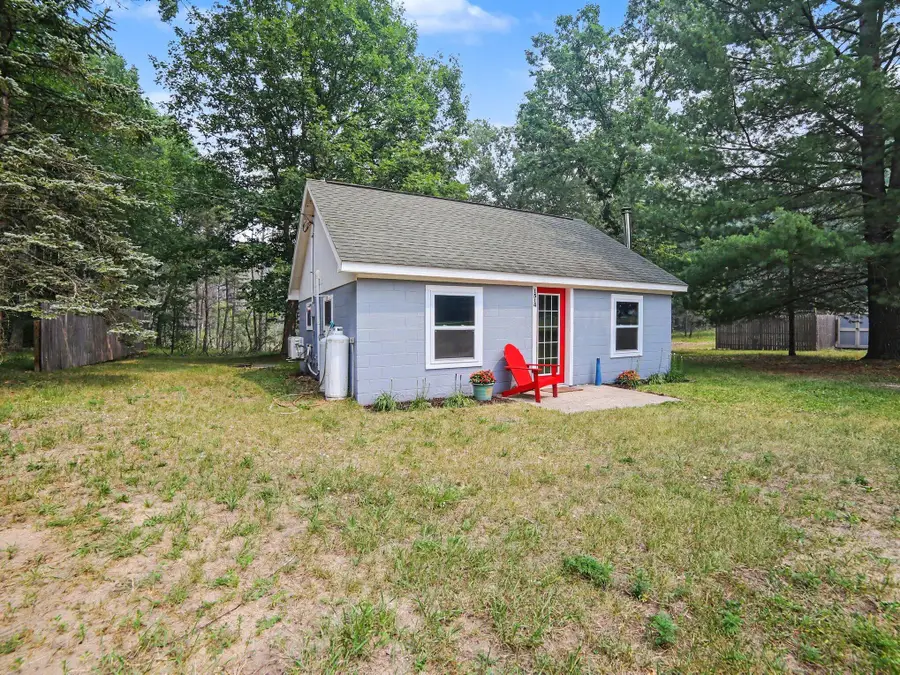 1514 S Walhalla Road, Branch, MI 49402 - #3