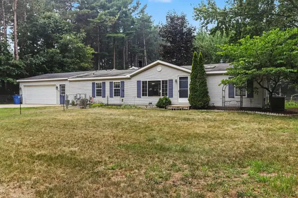 6690 Dennison Road, Plainwell, MI 49080