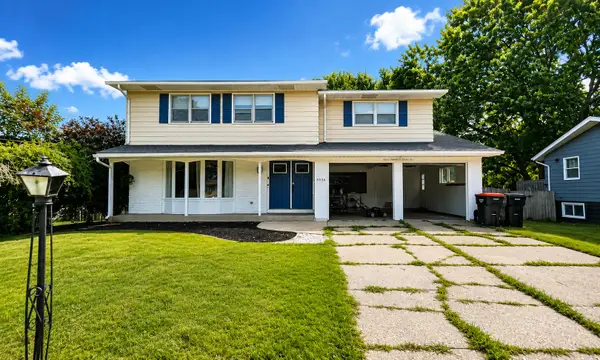 3036 SW Perry Avenue Sw, Wyoming, MI 49519
