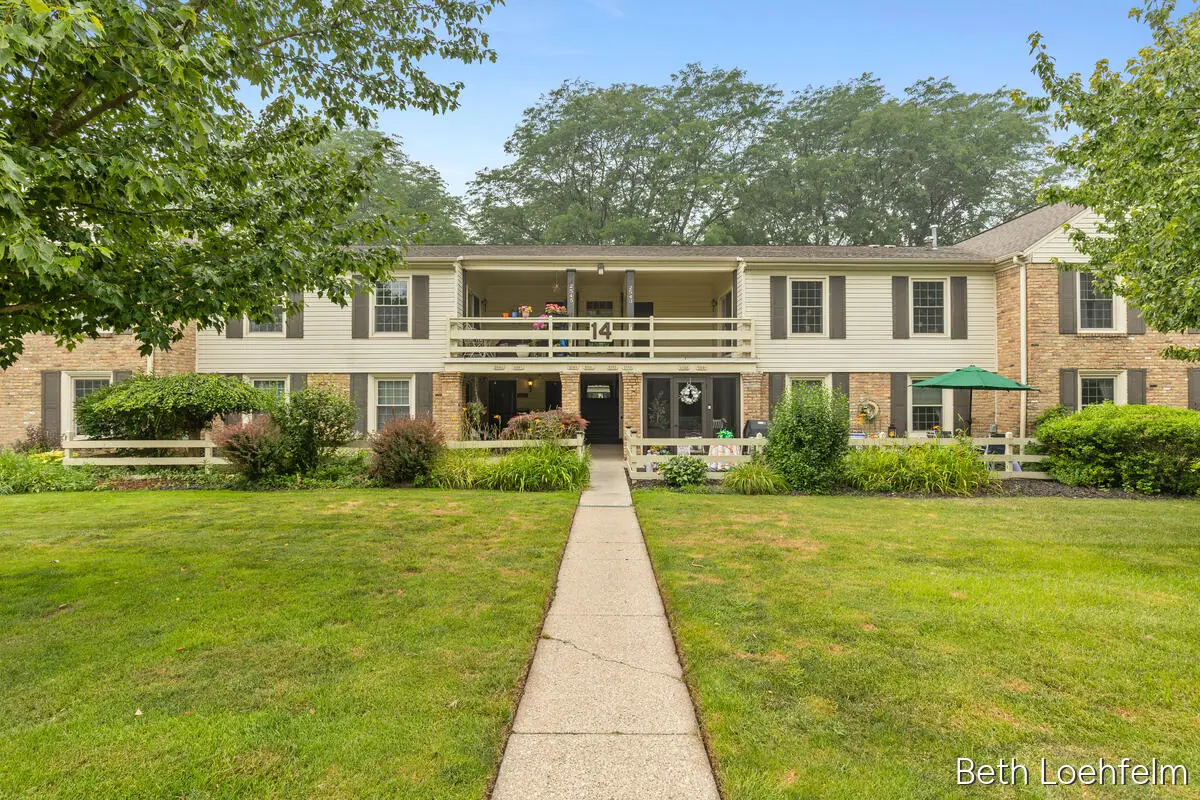 2551 Abbington Drive Se, Grand Rapids, MI 49506 - #1