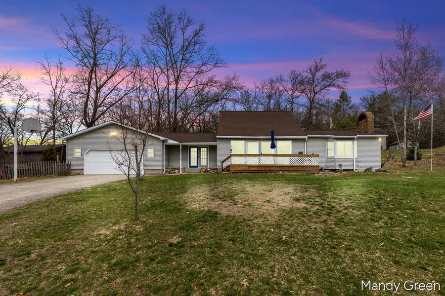3612 Holiday Drive, Greenville, MI 48838 - #2
