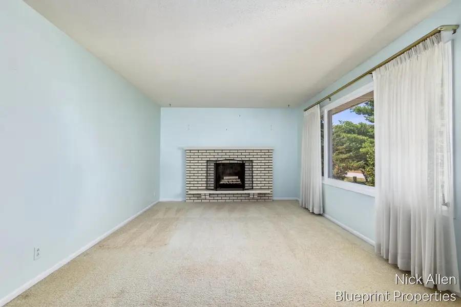 3526 Keswick Drive Ne, Belmont, MI 49306 - #2