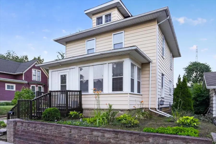 406 Garfield Street, Jackson, MI 49203 - #3