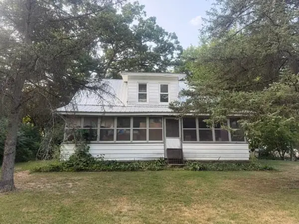 6443 E 4th Street, White Cloud, MI 49349
