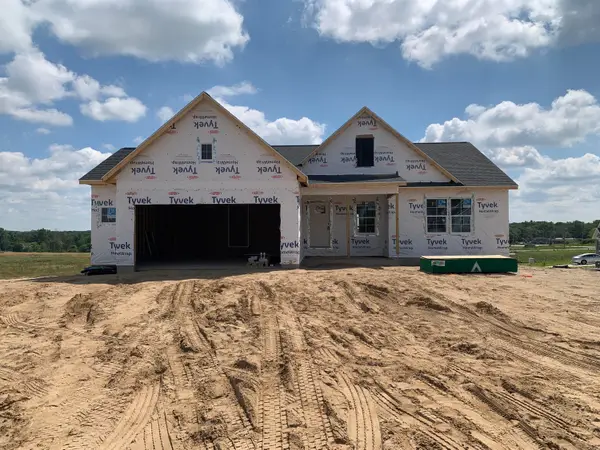 4814 Bethpage Drive Nw, Comstock Park, MI 49321
