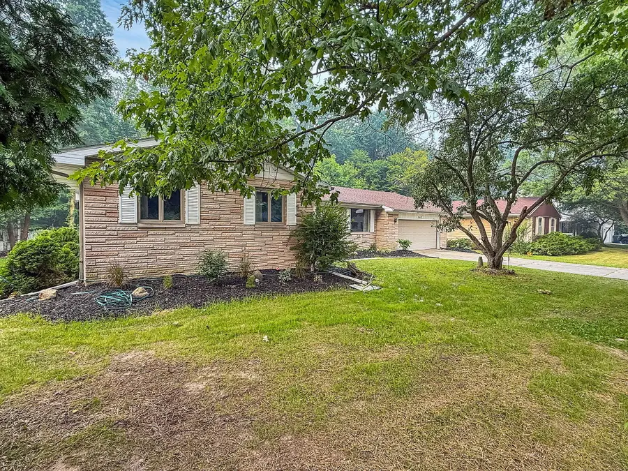 3417 Ginger Snap Lane, Lansing, MI 48911 - #3