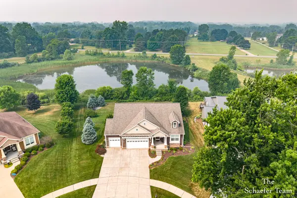 8736 Mount Rainier Circle, Lansing, MI 48917
