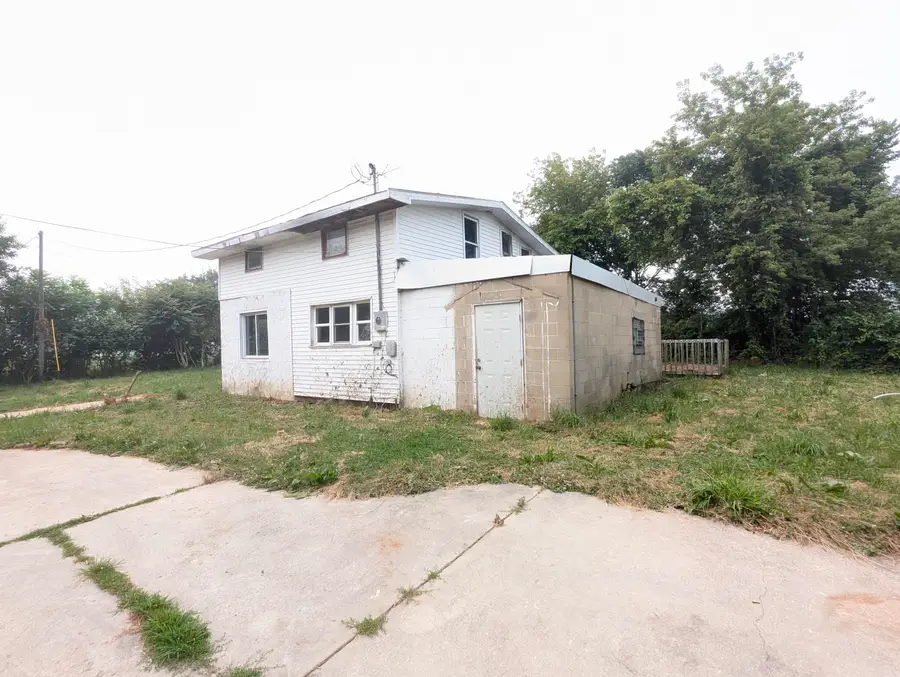 51270 92nd Avenue, Decatur, MI 49045 - #2