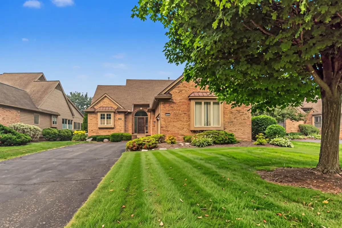 4682 Sawgrass Drive E, Ann Arbor, MI 48108 - #1