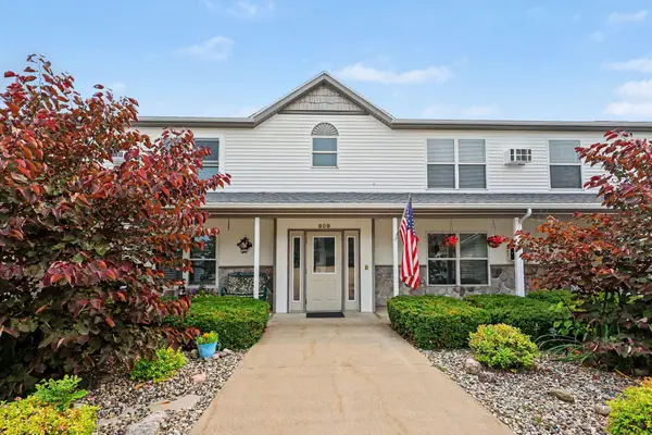 609 Trinity Drive #4, Caledonia, MI 49316