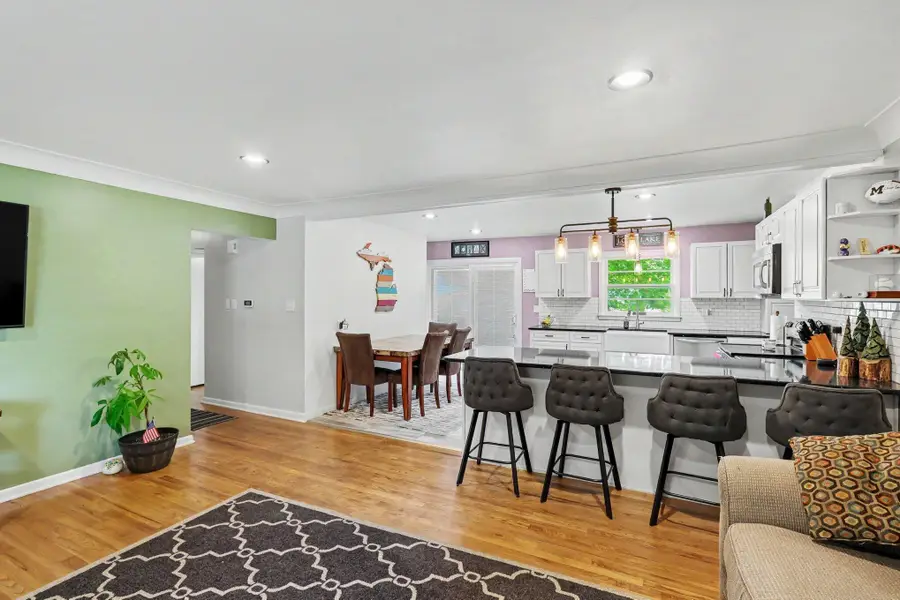 1025 Clausen Avenue, Three Rivers, MI 49093 - #2