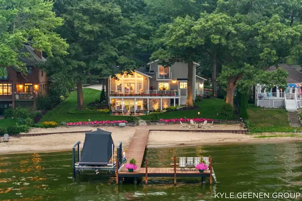 620 Lawn Avenue, Holland, MI 49424