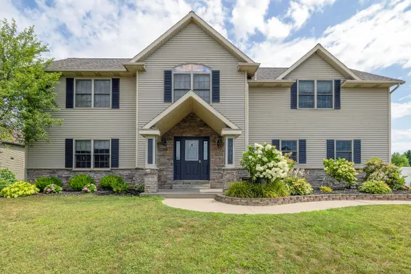 2053 Joni Lane, Stevensville, MI 49127