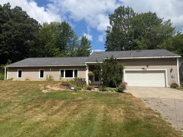 18145 148th Avenue, Spring Lake, MI 49456