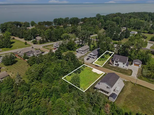 7368 Beachview Drive, South Haven, MI 49090