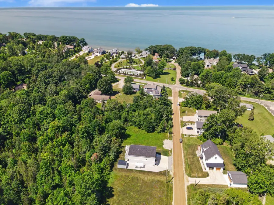 7368 Beachview Drive, South Haven, MI 49090 - #2