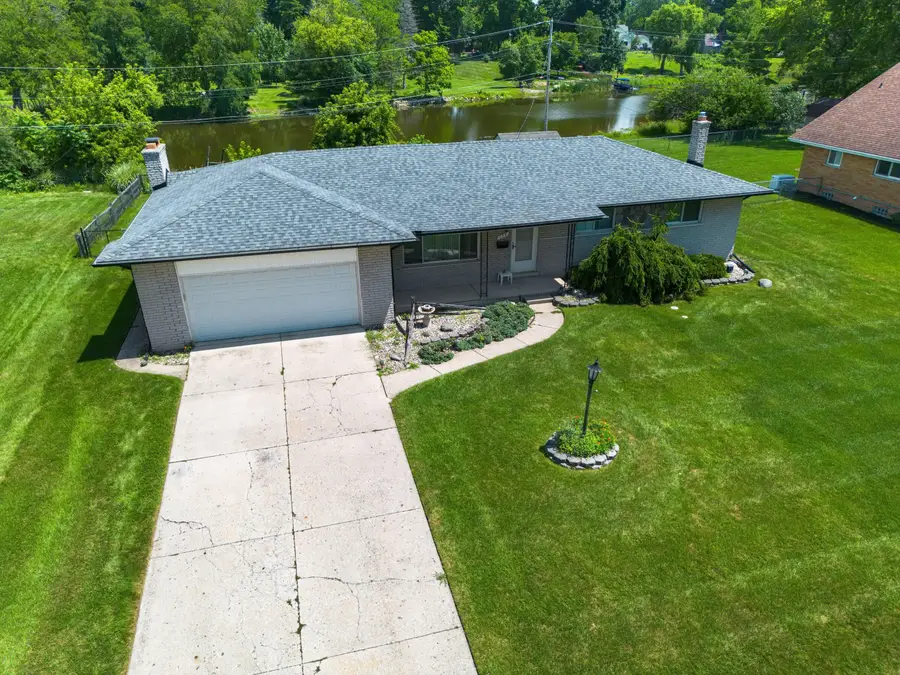 175 Clinton River Drive, Mount Clemens, MI 48043 - #3
