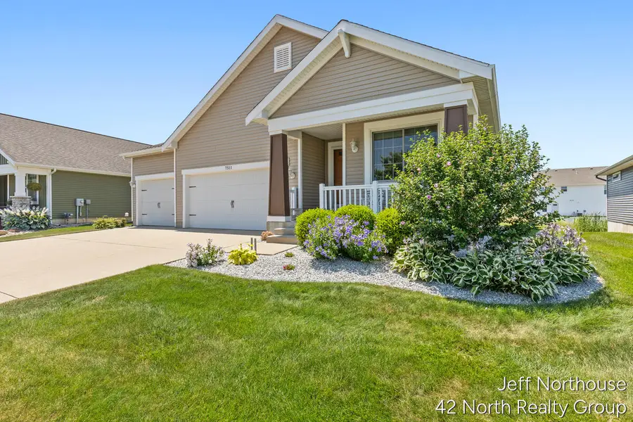 7511 Traditional Court Se #49, Caledonia, MI 49316 - #2