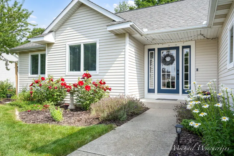 3101 Woodlily Street Sw, Wyoming, MI 49418 - #2