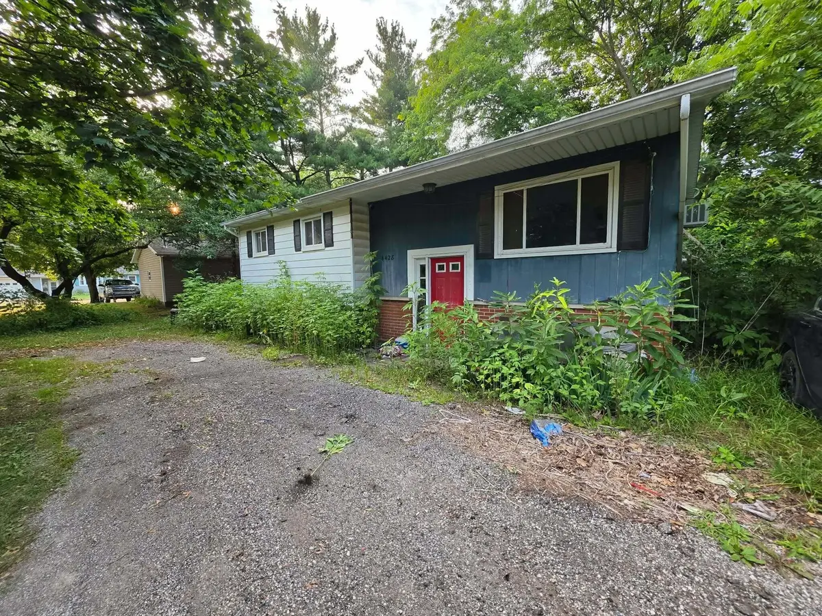4428 W Butterfield Highway, Olivet, MI 49076 - #1