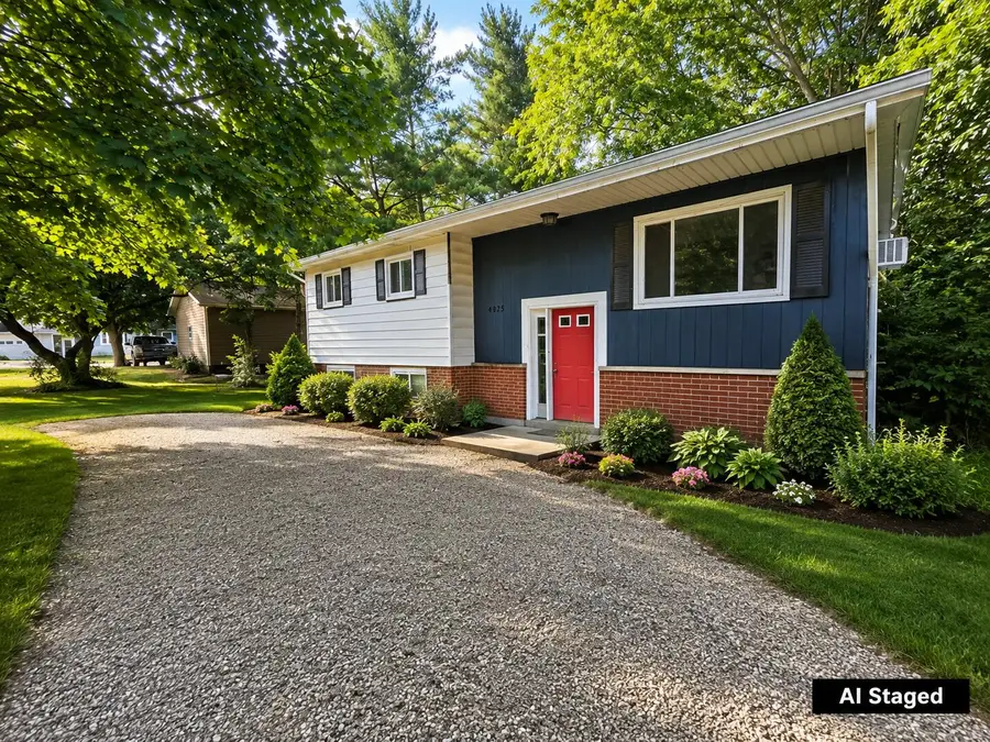 4428 W Butterfield Highway, Olivet, MI 49076 - #2