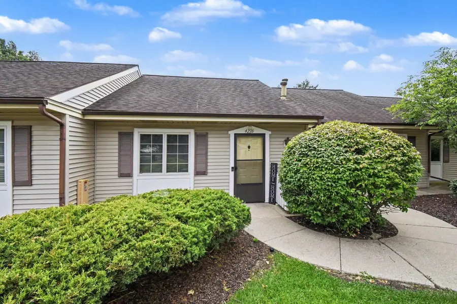 4239 Eastcastle Court Se, Grand Rapids, MI 49508 - #2