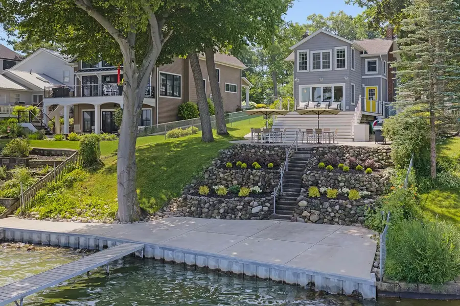 23612 S Shore Drive, Edwardsburg, MI 49112 - #3