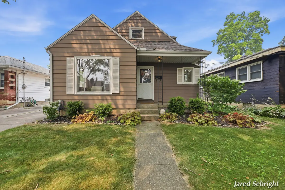 1171 5th Street Nw, Grand Rapids, MI 49504 - #1