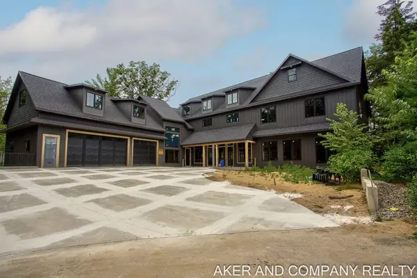 16655 Ten Hagen Drive, West Olive, MI 49460