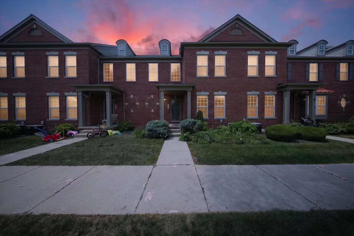 49816 Potomac Road #81, Canton, MI 48188 - #1