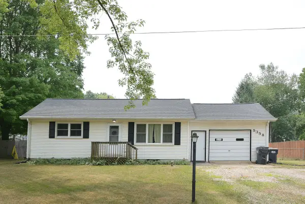 5358 E S Avenue, Vicksburg, MI 49097