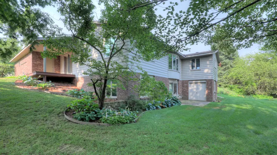 8691 Summit Court, Zeeland, MI 49464 - #2