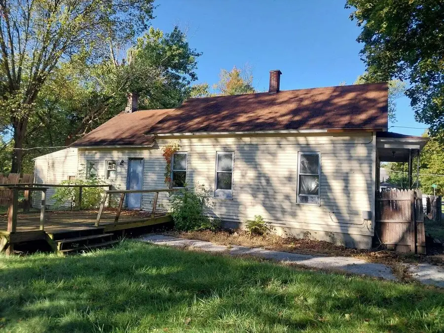 1810 Carroll Street, Saginaw, MI 48601 - #2