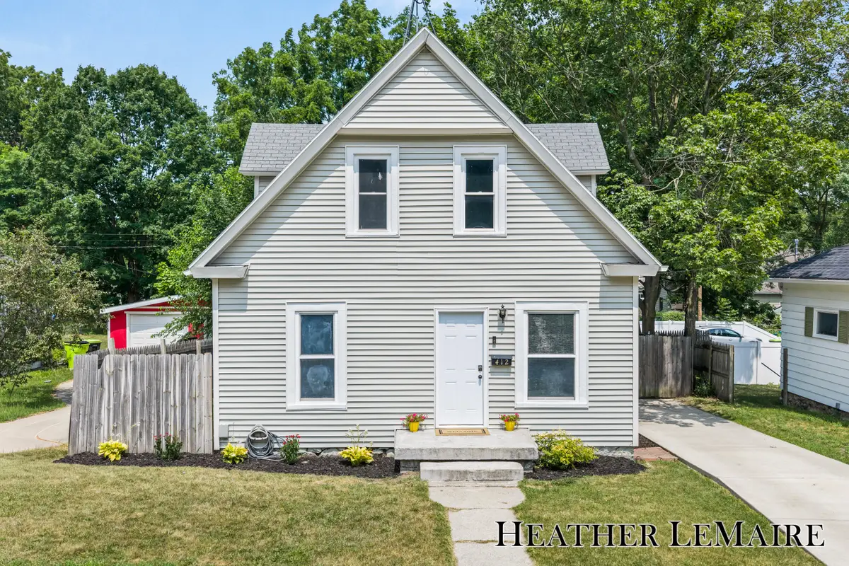 412 W Orange Street, Greenville, MI 48838 - #1