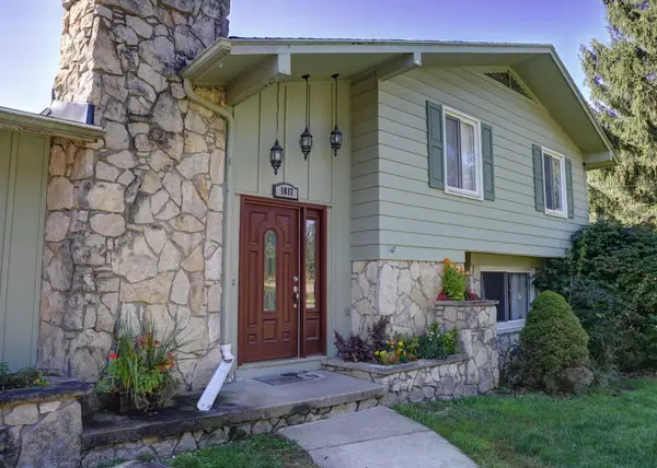 1817 S Walmont Road, Jackson, MI 49203