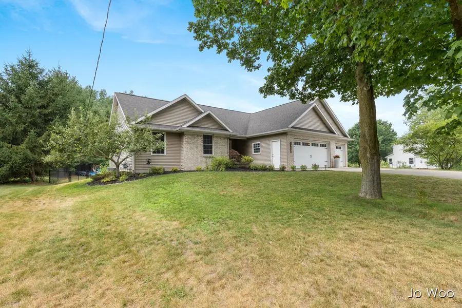 3529 Buttrick Avenue Se, Ada, MI 49301 - #2